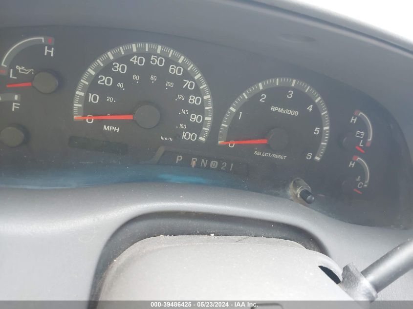 2002 Ford F-150 Lariat/Xlt VIN: 1FTRW08L42KA57426 Lot: 39486425