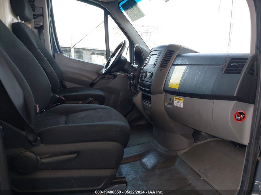 2018 Mercedes-Benz Sprinter 2500 Standard Roof V6 VIN: WD3PE7CD8JP622579 Lot: 39486559