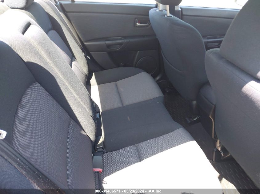 2008 Mazda Mazda3 I VIN: JM1BK12FX81805987 Lot: 39486571