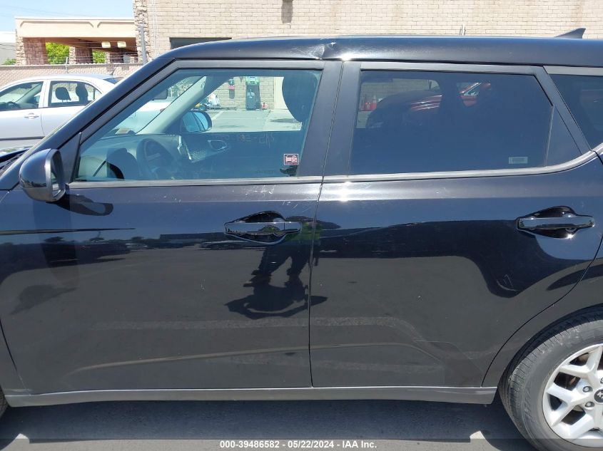 2020 Kia Soul S VIN: KNDJ23AU8L7067135 Lot: 39486582