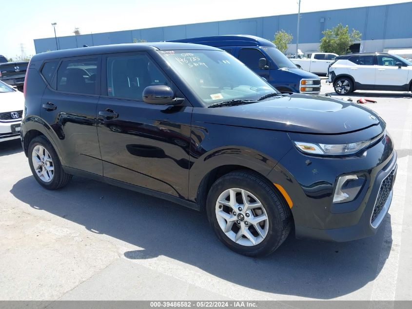 2020 Kia Soul S VIN: KNDJ23AU8L7067135 Lot: 39486582