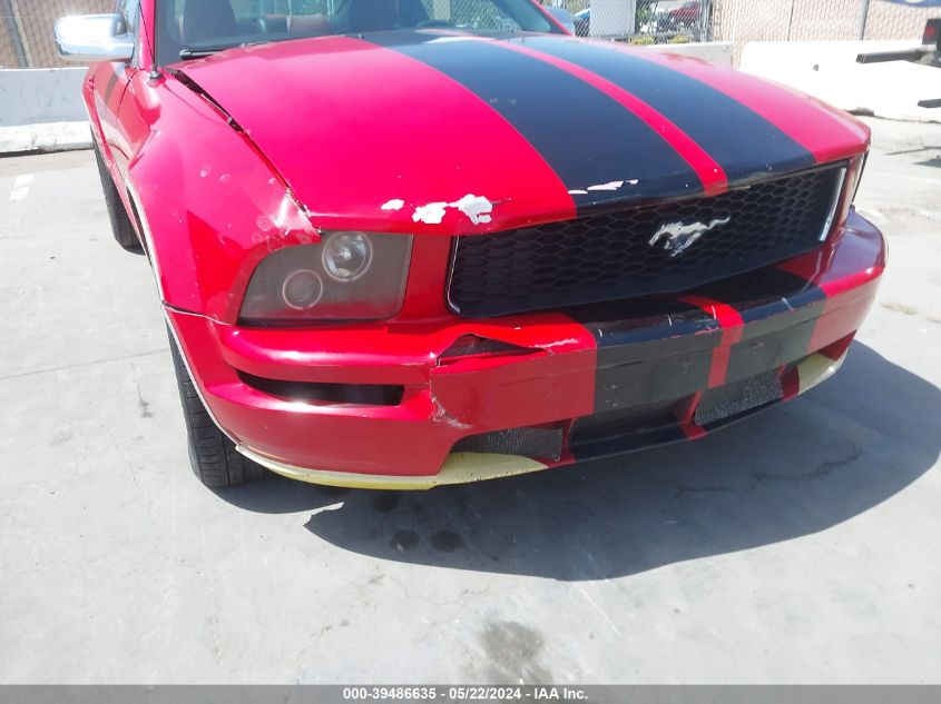 2005 Ford Mustang V6 Deluxe/V6 Premium VIN: 1ZVFT80N555145456 Lot: 39486635