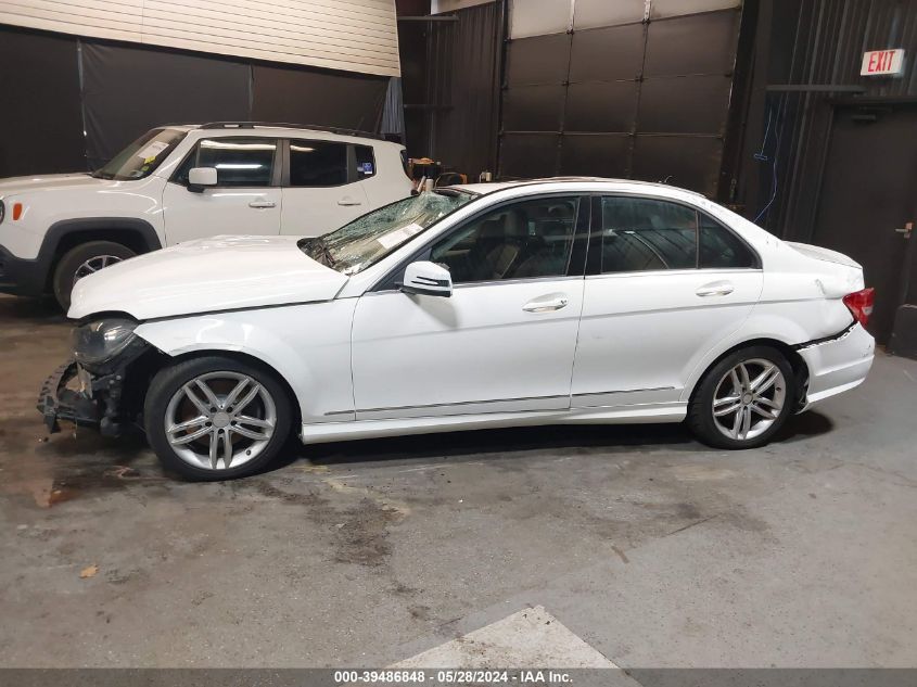 2014 Mercedes-Benz C 300 4Matic VIN: WDDGF8AB8ER320462 Lot: 39486848