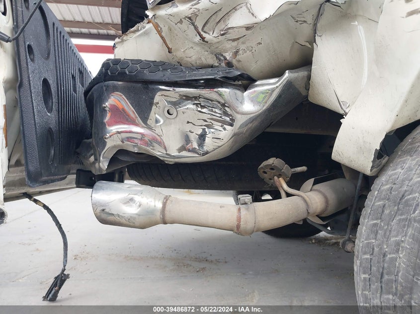 VIN 1C6RR6NM0JS229352 2018 RAM 1500 LARAMIE  4X2 "57" BOX