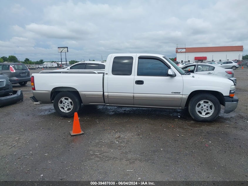 2000 Chevrolet Silverado 1500 Ls VIN: 2GCEC19TXY1196528 Lot: 39487030