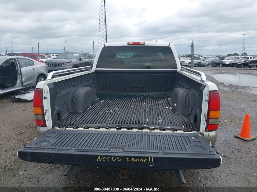 2000 Chevrolet Silverado 1500 Ls VIN: 2GCEC19TXY1196528 Lot: 39487030