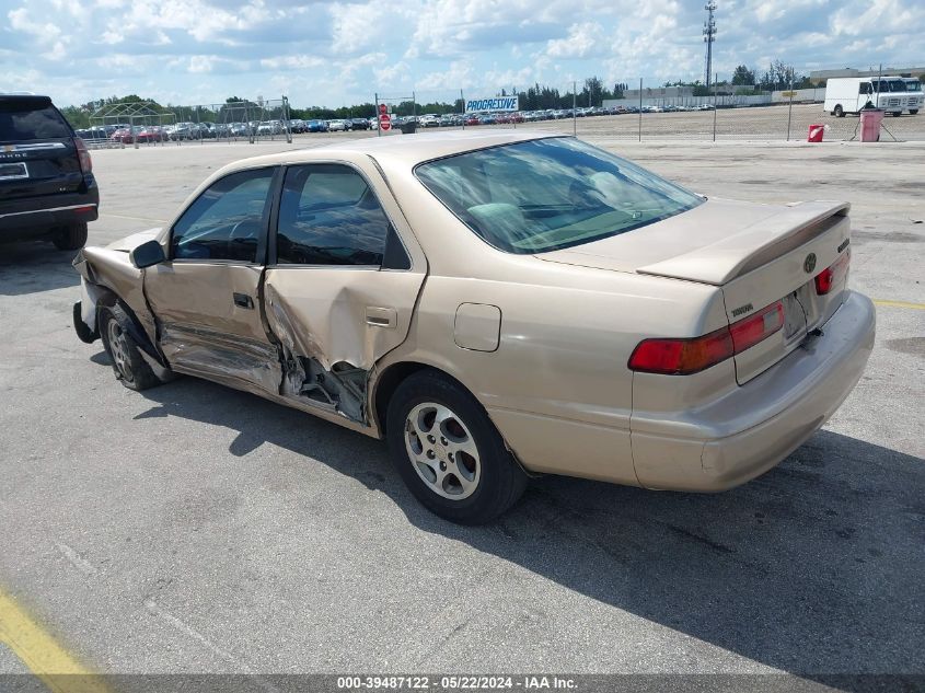 1999 Toyota Camry Le VIN: 4T1BG22K2XU507530 Lot: 39487122