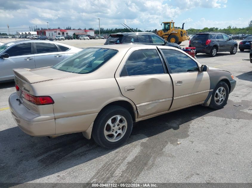 1999 Toyota Camry Le VIN: 4T1BG22K2XU507530 Lot: 39487122