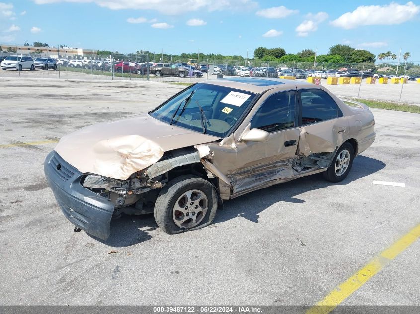 1999 Toyota Camry Le VIN: 4T1BG22K2XU507530 Lot: 39487122