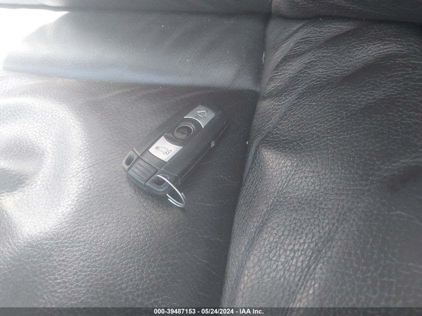 2006 BMW 525Xi VIN: WBANF33566CS38372 Lot: 39487153