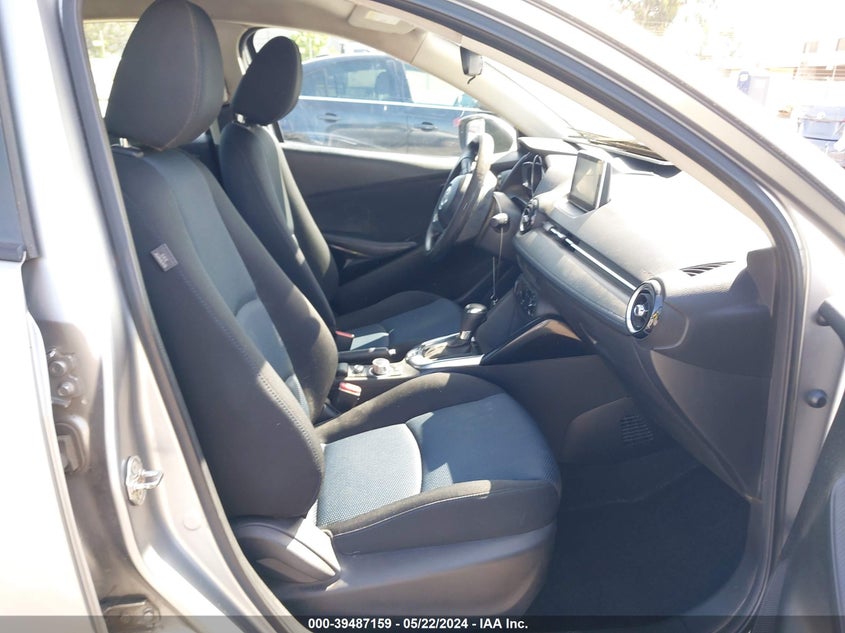 2016 Scion Ia VIN: 3MYDLBZV6GY124732 Lot: 39487159