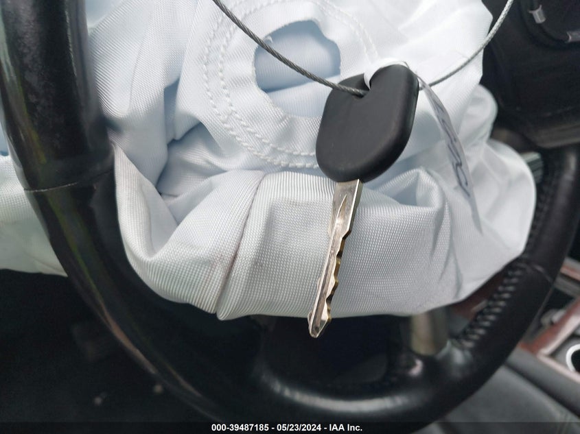 2014 Chevrolet Tahoe Ltz VIN: 1GNSKCE07ER171528 Lot: 39487185