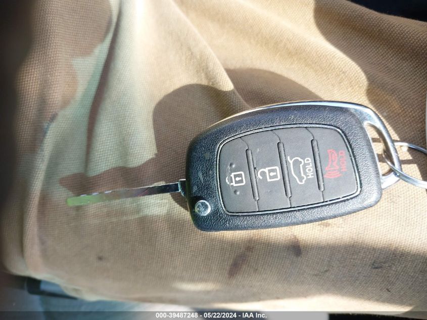 2015 Hyundai Santa Fe Sport 2.4L VIN: 5XYZUDLB4FG297194 Lot: 39487248