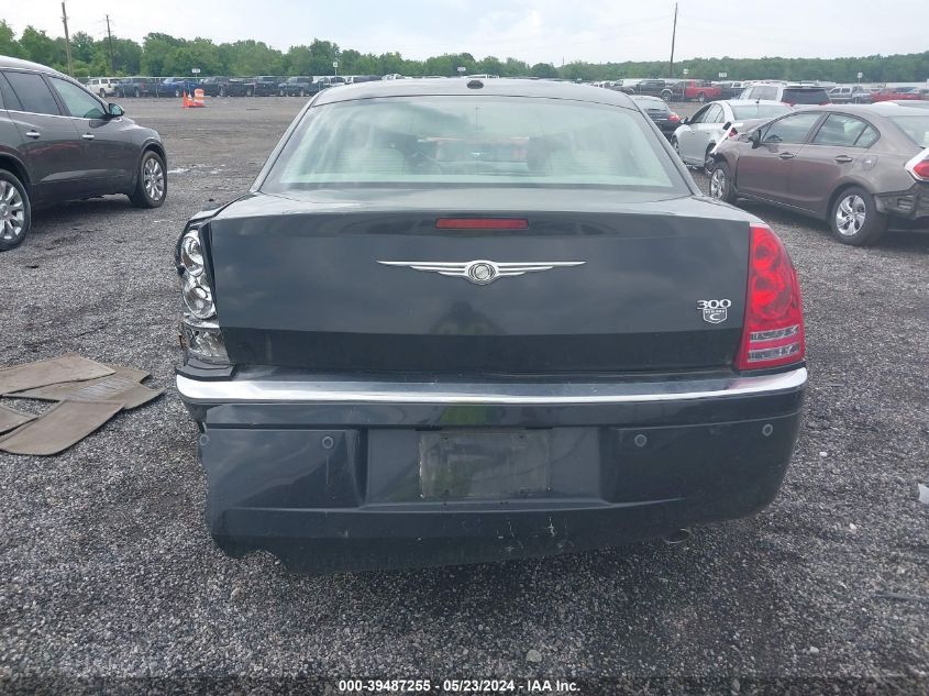 2009 Chrysler 300C Hemi VIN: 2C3KA63T39H610745 Lot: 39487255