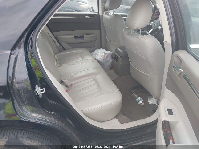 2009 Chrysler 300C Hemi VIN: 2C3KA63T39H610745 Lot: 39487255