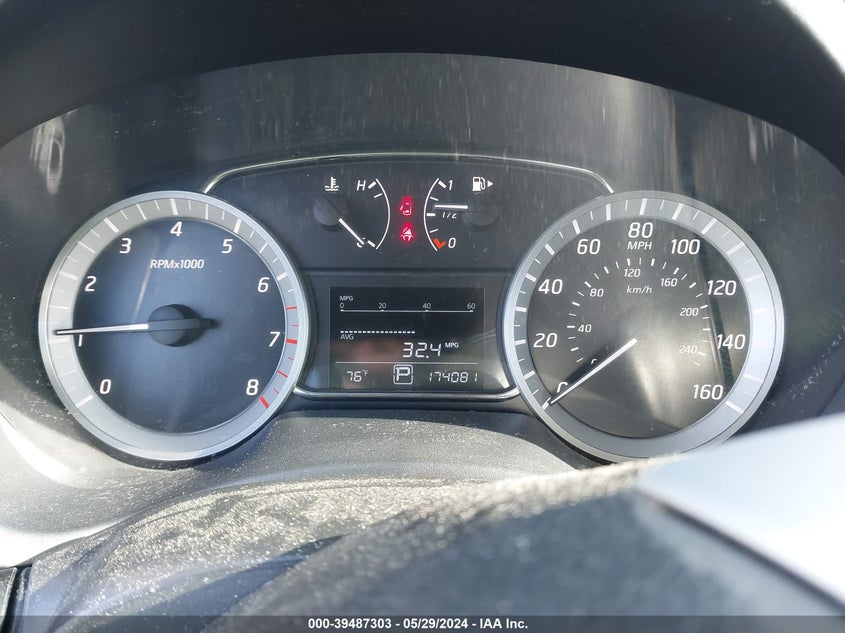 2015 Nissan Sentra Fe+ S/S/Sl/Sr/Sv VIN: 3N1AB7AP1FL630126 Lot: 39487303