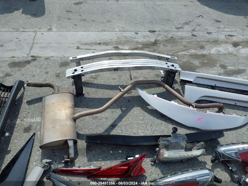 2017 Toyota Prius Prime Premium VIN: JTDKARFP6H3000674 Lot: 39487356