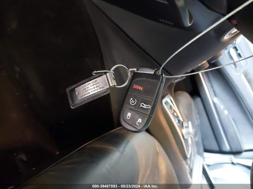 2016 Chrysler 300 Limited VIN: 2C3CCAAGXGH252905 Lot: 39487593