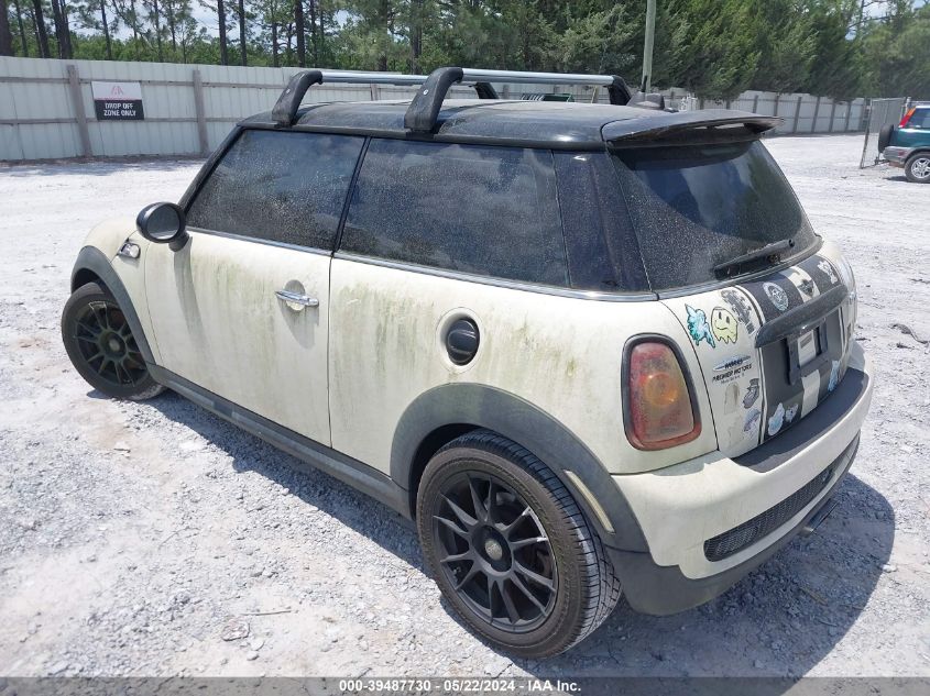 2010 Mini Cooper S S VIN: WMWMF7C50ATZ70556 Lot: 39487730