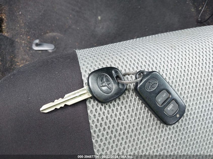 2001 Toyota Mr2 Spyder VIN: JTDFR320910035247 Lot: 39487754