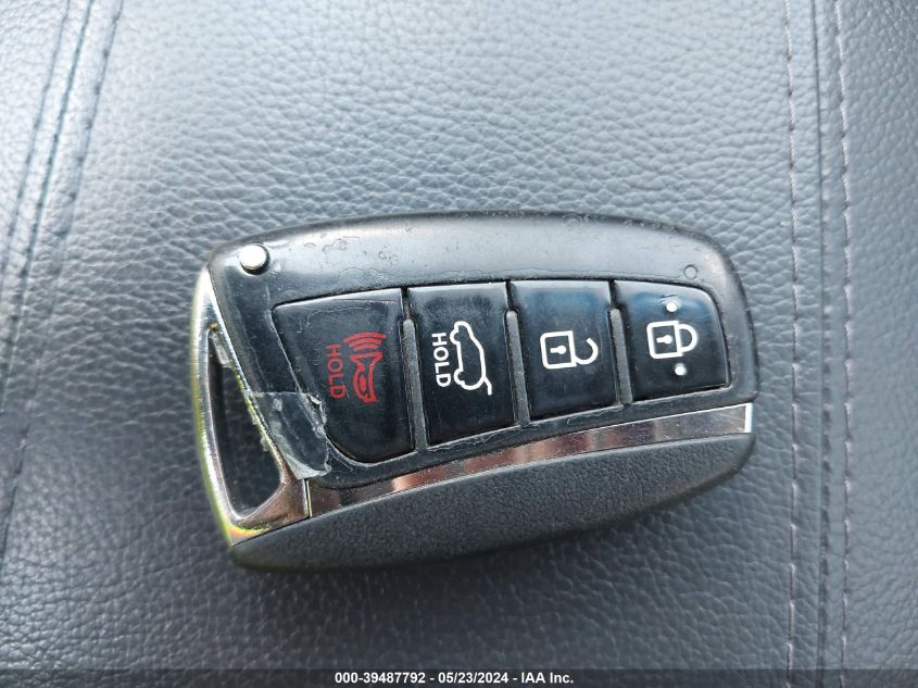 2013 Hyundai Santa Fe Sport 2.0T VIN: 5XYZUDLA6DG107576 Lot: 39487792