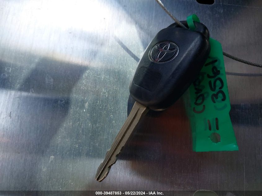 2015 Toyota Corolla Le VIN: 5YFBURHE9FP323561 Lot: 39487853