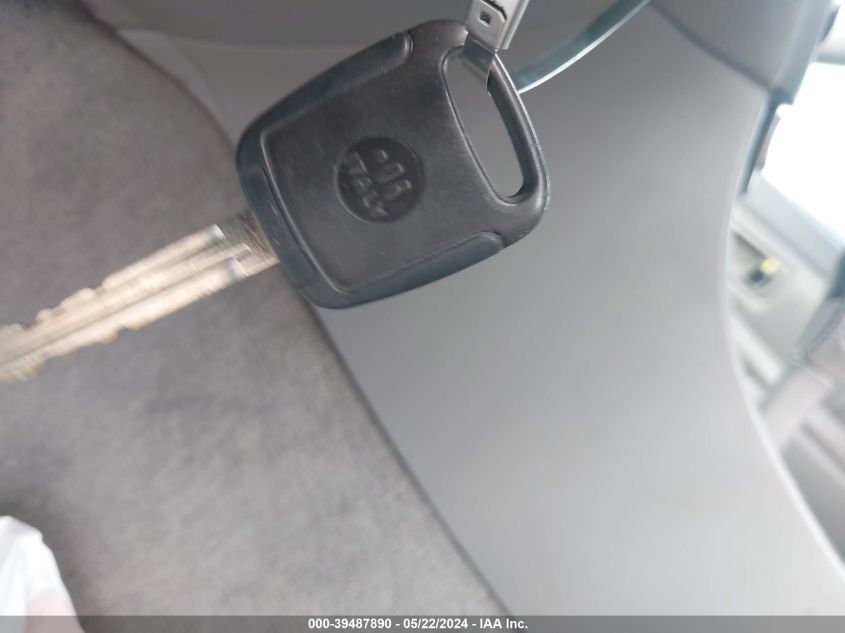 2001 Toyota Avalon Xl/Xls VIN: 4T1BF28B91U130681 Lot: 39487890