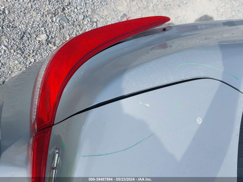 2018 Nissan Sentra S VIN: 3N1AB7AP9JY323606 Lot: 39487994