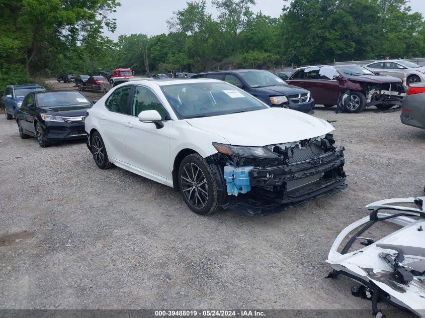 4T1T11BK5RU121297 2024 TOYOTA CAMRY - Image 1