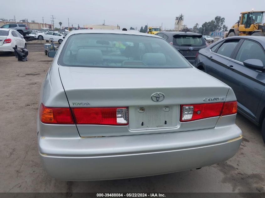 2000 Toyota Camry Le/Xle VIN: JT2BG28K1Y0494539 Lot: 39488084