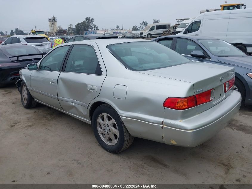 2000 Toyota Camry Le/Xle VIN: JT2BG28K1Y0494539 Lot: 39488084