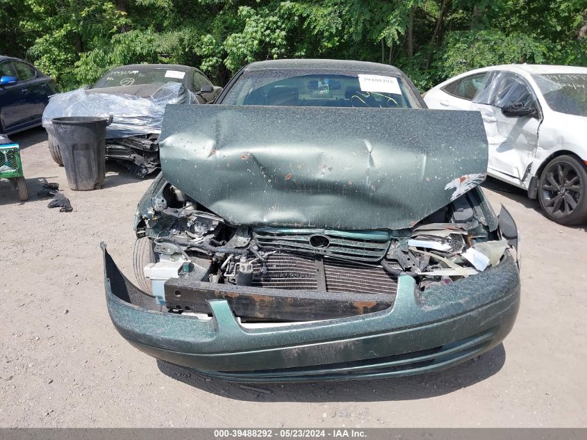 1999 Toyota Camry Le VIN: 4T1BG22K0XU519210 Lot: 39488292