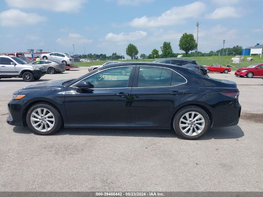 2022 Toyota Camry Le VIN: 4T1C11AK2NU007768 Lot: 39488442