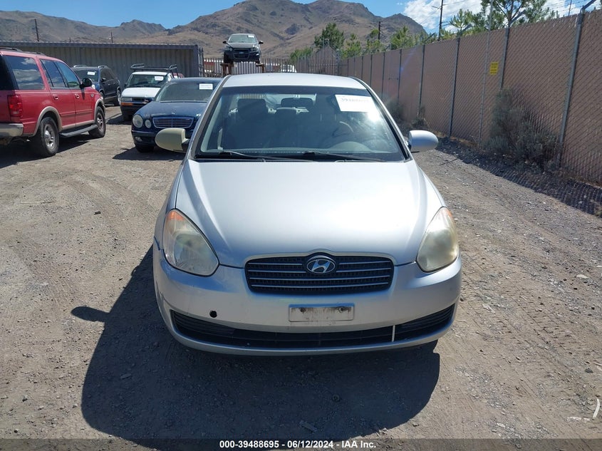 2008 Hyundai Accent Gls VIN: KMHCN46C68U228155 Lot: 39488695