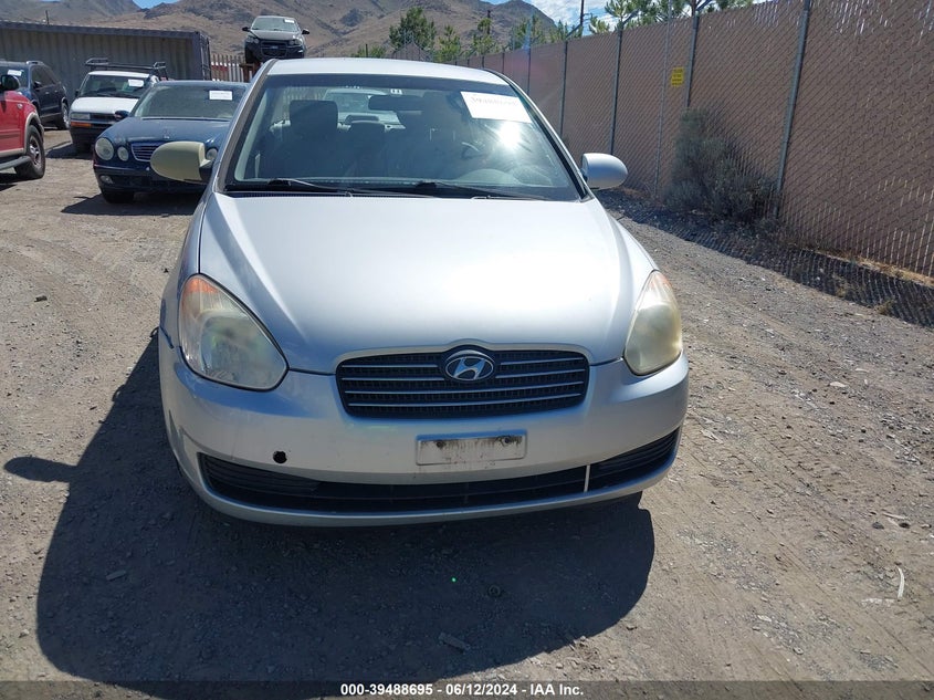 2008 Hyundai Accent Gls VIN: KMHCN46C68U228155 Lot: 39488695