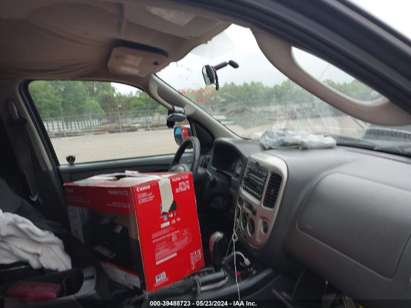 2005 Ford Escape Xls VIN: 1FMYU92Z45KD87442 Lot: 39488723