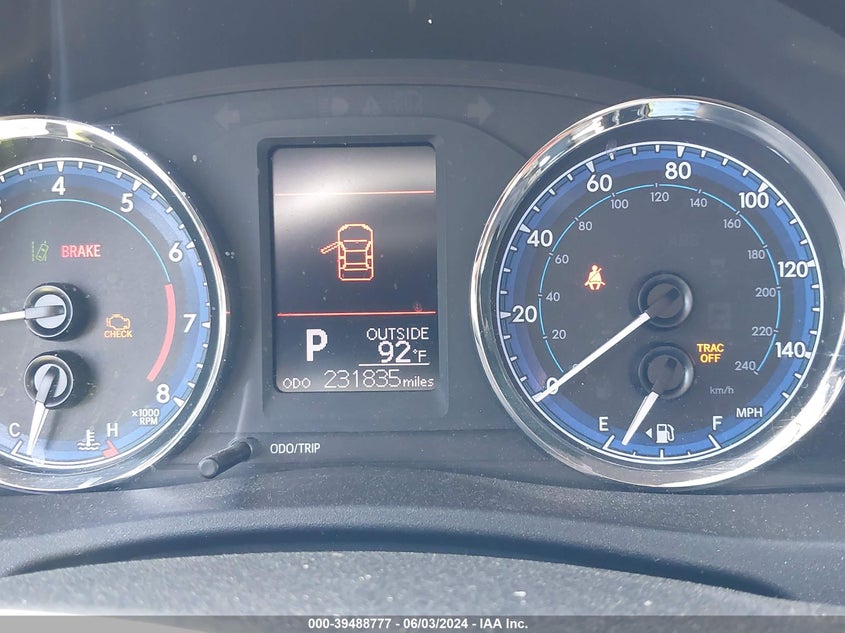 2017 Toyota Corolla Le VIN: 2T1BURHE8HC929579 Lot: 39488777