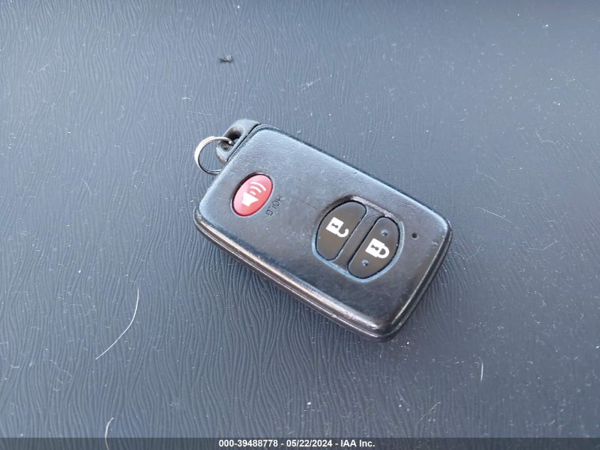 2011 Toyota Prius Two VIN: JTDKN3DUXB1358292 Lot: 39488778