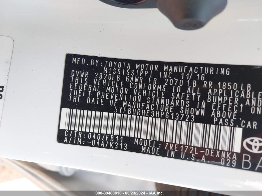 2017 Toyota Corolla Le VIN: 5YFBURHE9HP613723 Lot: 39488815