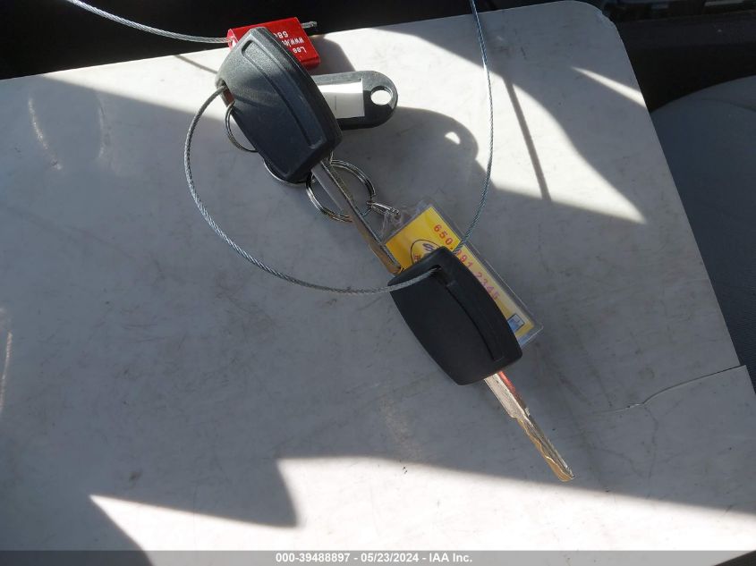 2017 Ford Escape S VIN: 1FMCU0F78HUE98647 Lot: 39488897