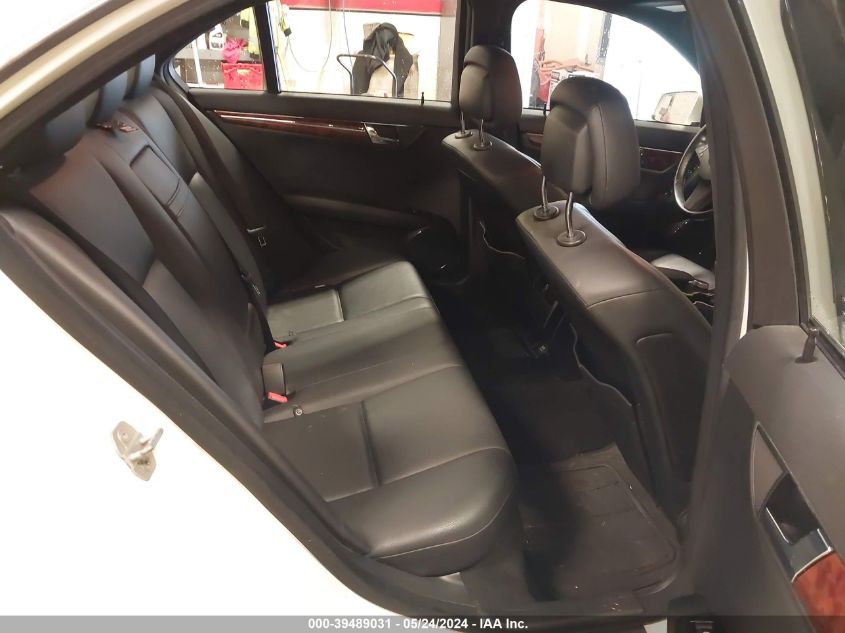 2010 Mercedes-Benz C 300 Luxury 4Matic/Sport 4Matic VIN: WDDGF8BB0AR111211 Lot: 39489031