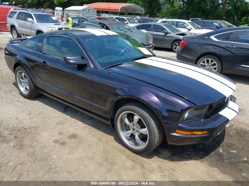 2005 Ford Mustang V6 Deluxe/V6 Premium VIN: 1ZVFT80NX55157943 Lot: 39489150