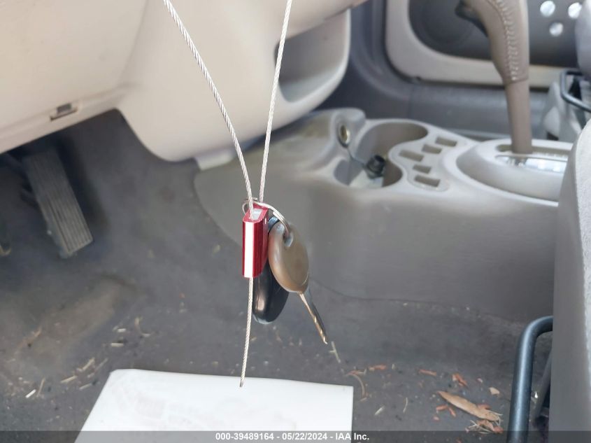 2001 Chrysler Pt Cruiser VIN: 3C8FY4BB41T694235 Lot: 39489164