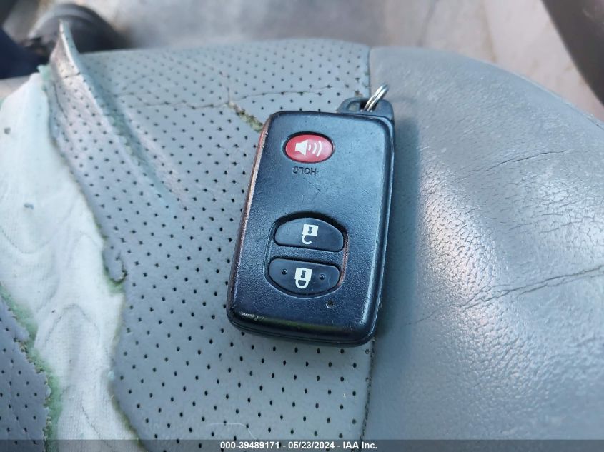 2010 Toyota Rav4 Limited V6 VIN: JTMDK4DV5AD011501 Lot: 39489171