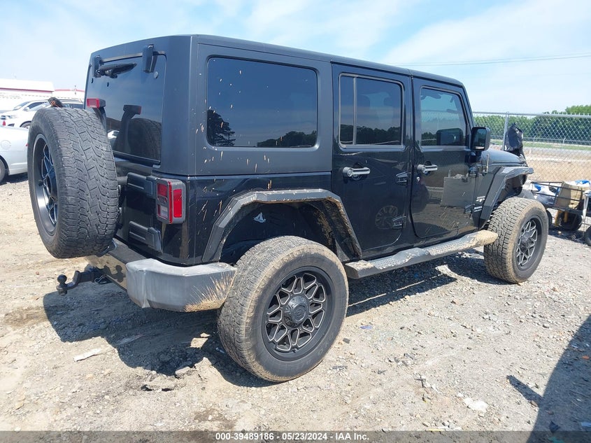2016 JEEP WRANGLER UNLIMITED SAHARA - 1C4BJWEG3GL111794