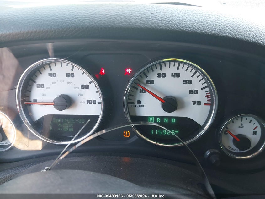 2016 JEEP WRANGLER UNLIMITED SAHARA - 1C4BJWEG3GL111794