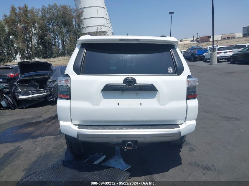 2020 Toyota 4Runner Trd Off Road Premium VIN: JTEBU5JR5L5811707 Lot: 39489232