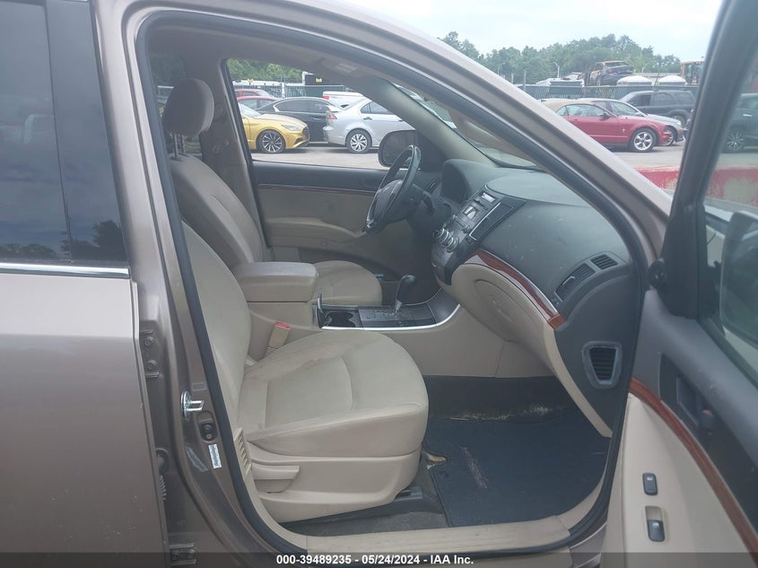 2011 Hyundai Veracruz Gls VIN: KM8NUDCC1BU151881 Lot: 39489235