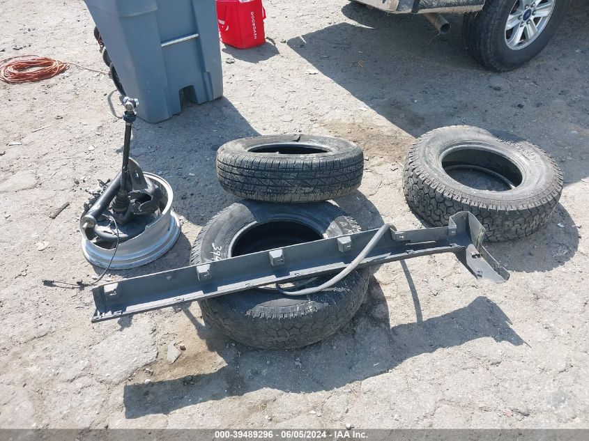 2019 Chevrolet Trax Ls VIN: 3GNCJNSB5KL214002 Lot: 39489296