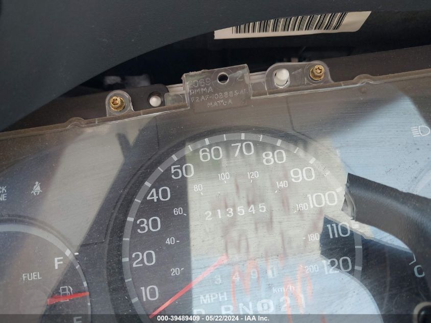 2004 Ford Crown Victoria Lx VIN: 2FAFP74W24X133319 Lot: 39489409